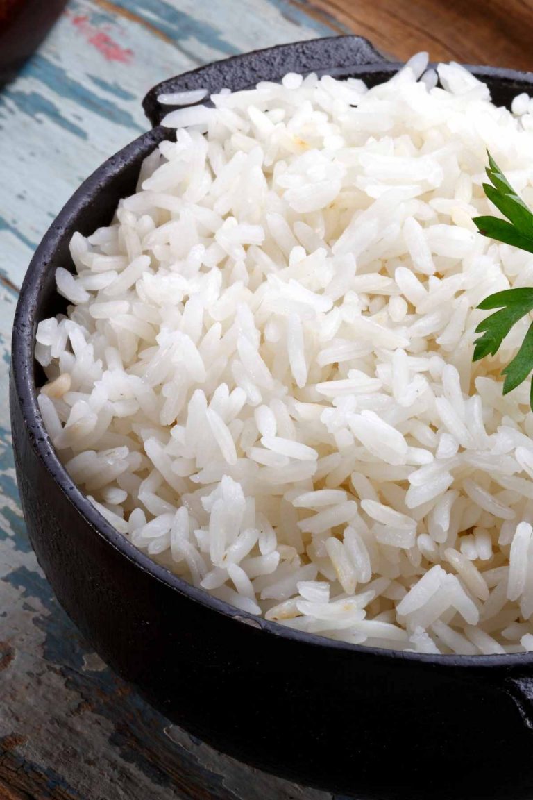 Looking for the Best Way to Reheat Rice so that it’s not tough, chewy or dried out? In this post, you’ll learn 4 methods to reheat your leftover rice so that it’s moist, fluffy, and delicious.