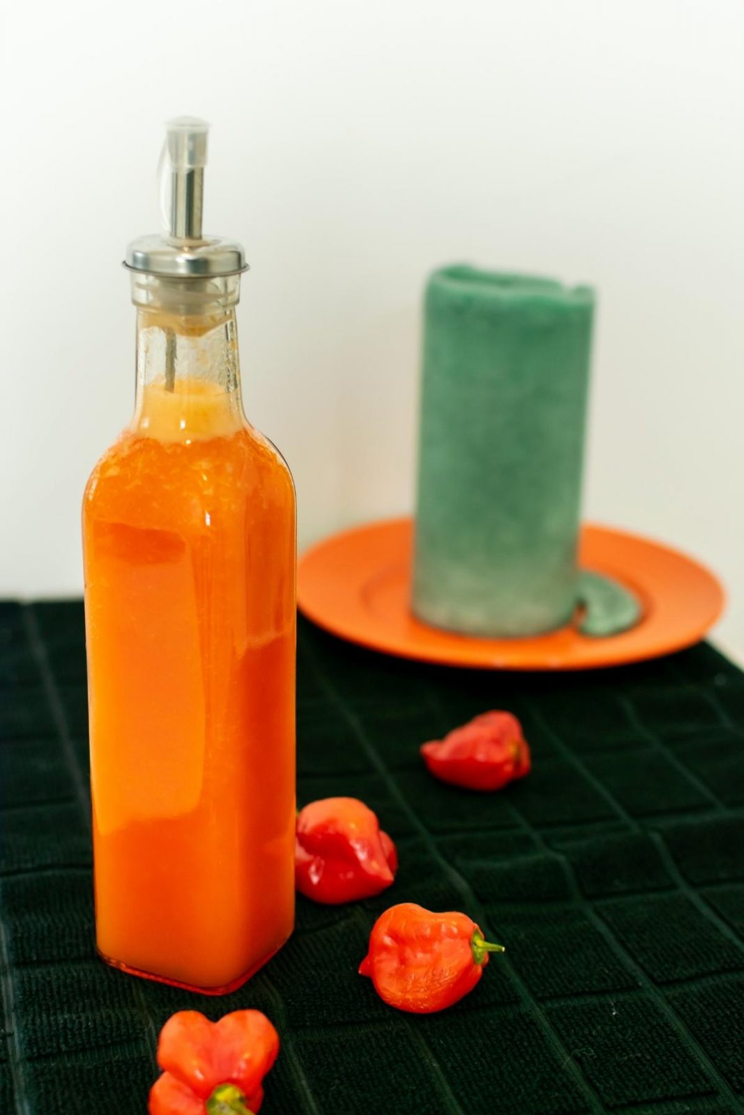 Known for its intensely spicy, tangy and sweet flavor, Sriracha is often used to add a distinctive flavor to many Asian recipes. If you’re not in the habit of keeping sriracha sauce in your fridge, there are some great Sriracha Substitutes available.