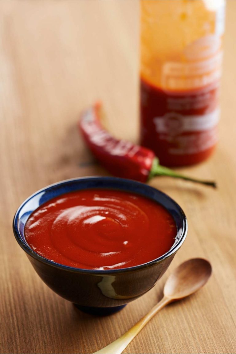 Known for its intensely spicy, tangy and sweet flavor, Sriracha is often used to add a distinctive flavor to many Asian recipes. If you’re not in the habit of keeping sriracha sauce in your fridge, there are some great Sriracha Substitutes available.