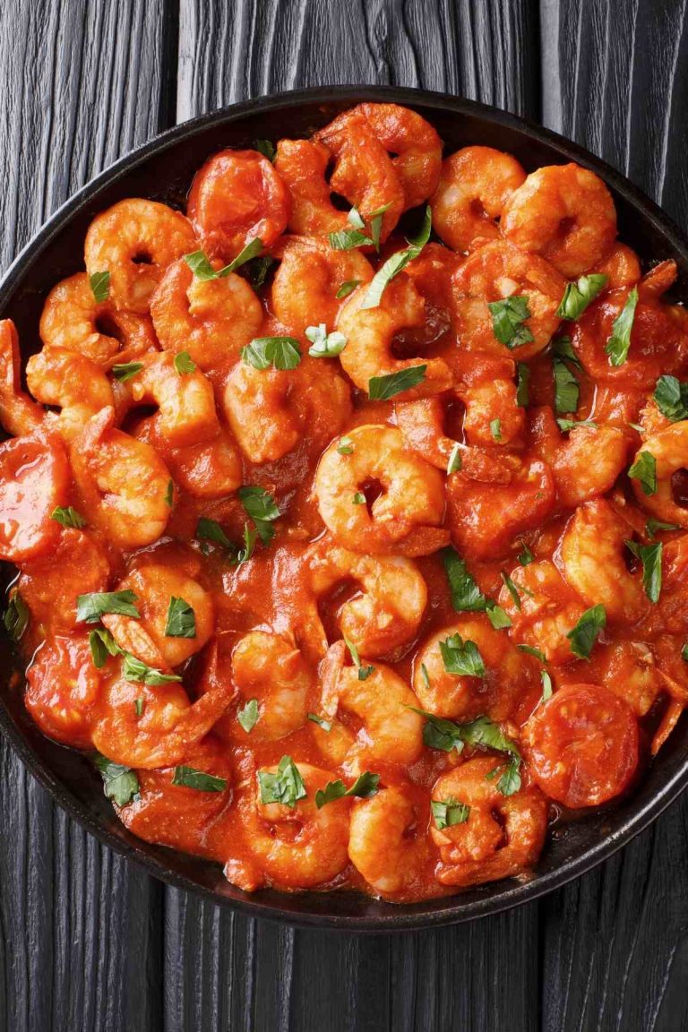 Shrimp creole is a delicious and flavorful, but you can take it to a new level with the proper side dishes. We’ve collected some of the best sides for you to serve with shrimp creole.