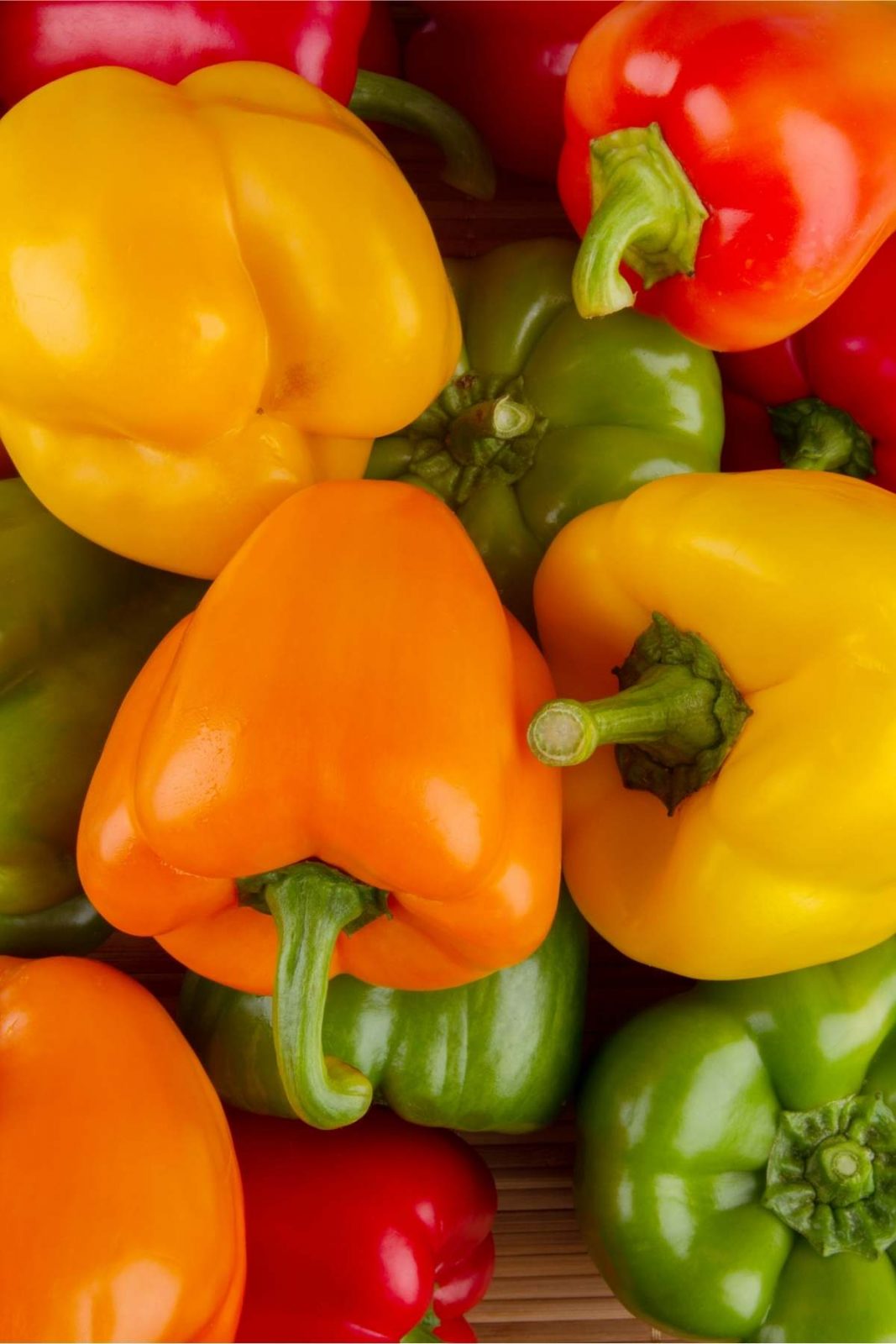 Pizza is one of the most popular take-out options for folks in the U.S. If you want to add some vegetable toppings to your pizza at home or order a pizza for delivery, you’ll find some great Veggie Pizza Toppings below.