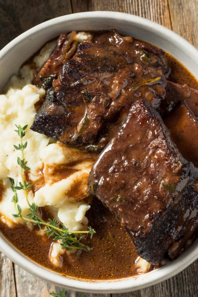 Pressure Cooker Short Ribs