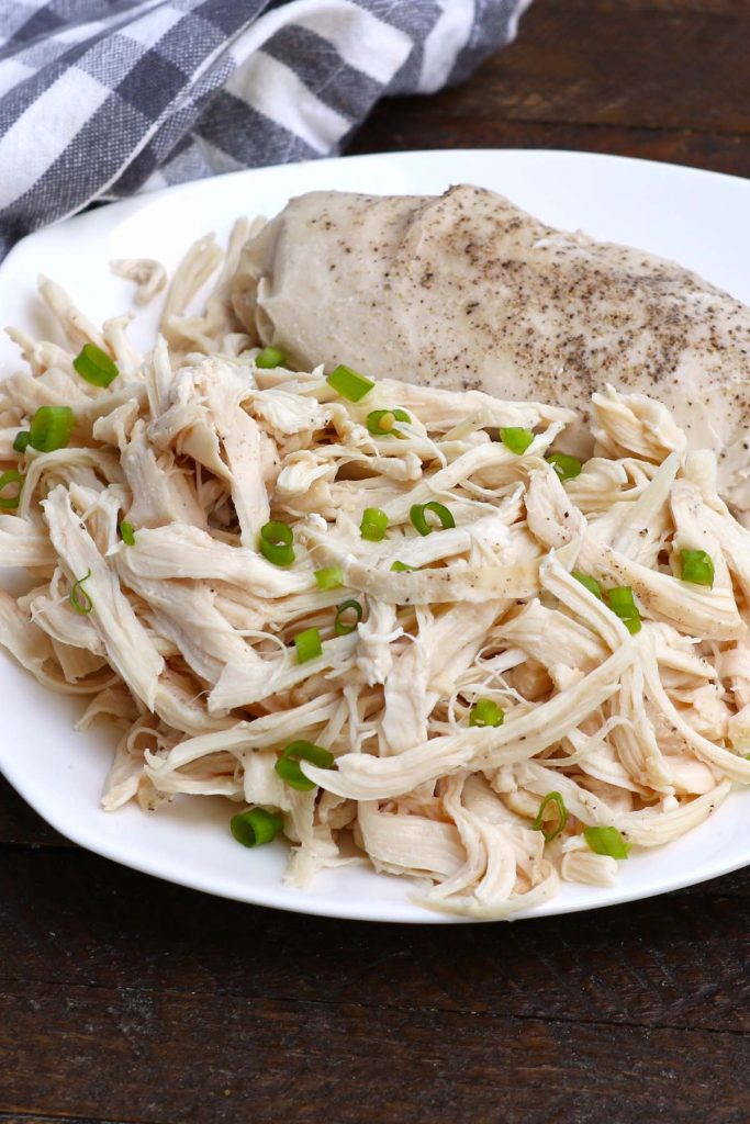 Low-Carb Shredded Chicken Breasts