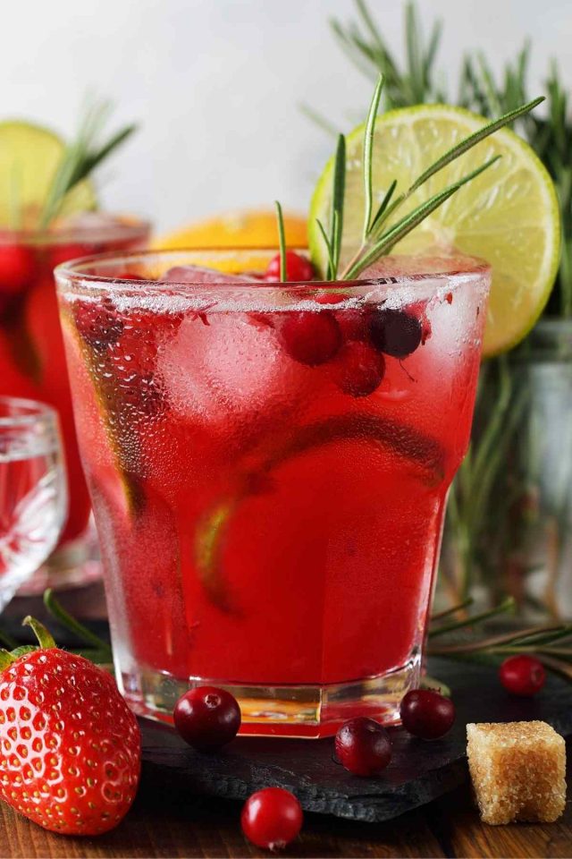 Vodka Cranberry (Cape Codder)