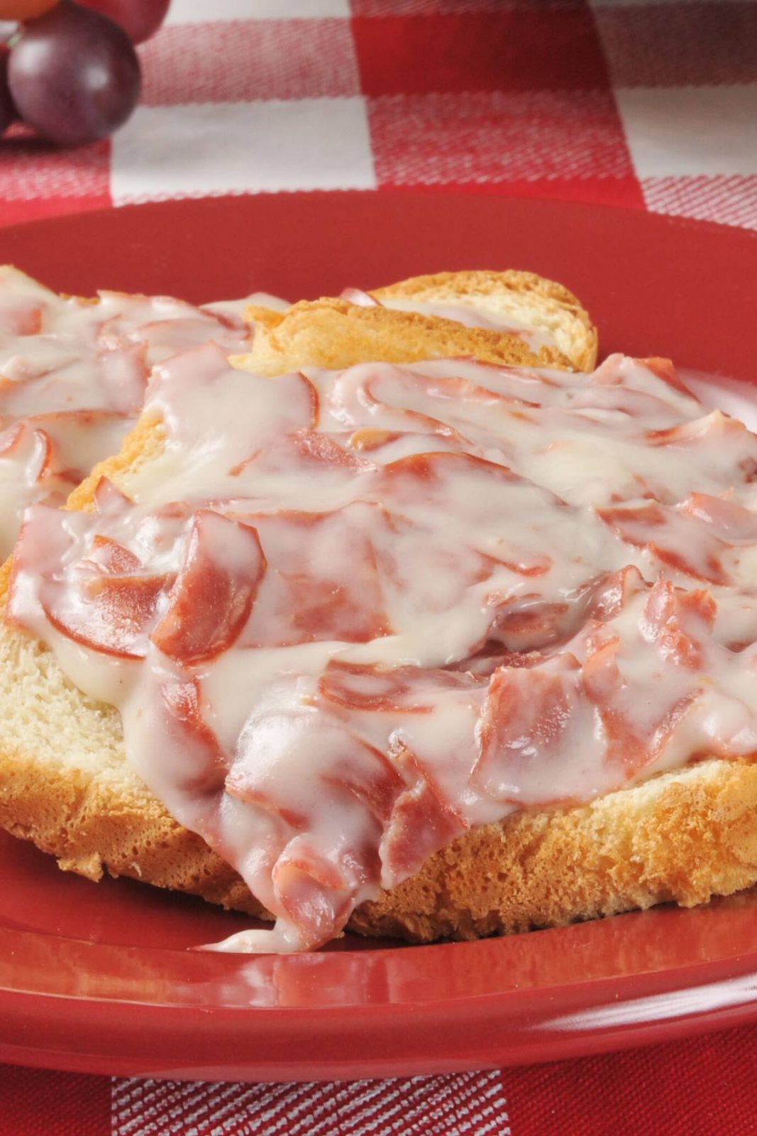 Creamed Chipped Beef is the ultimate comfort meal that’s fast and inexpensive. We often make this for a quick breakfast, lunch or light dinner. This is a classic American military dish made with creamed chipped beef, and served over toast.
