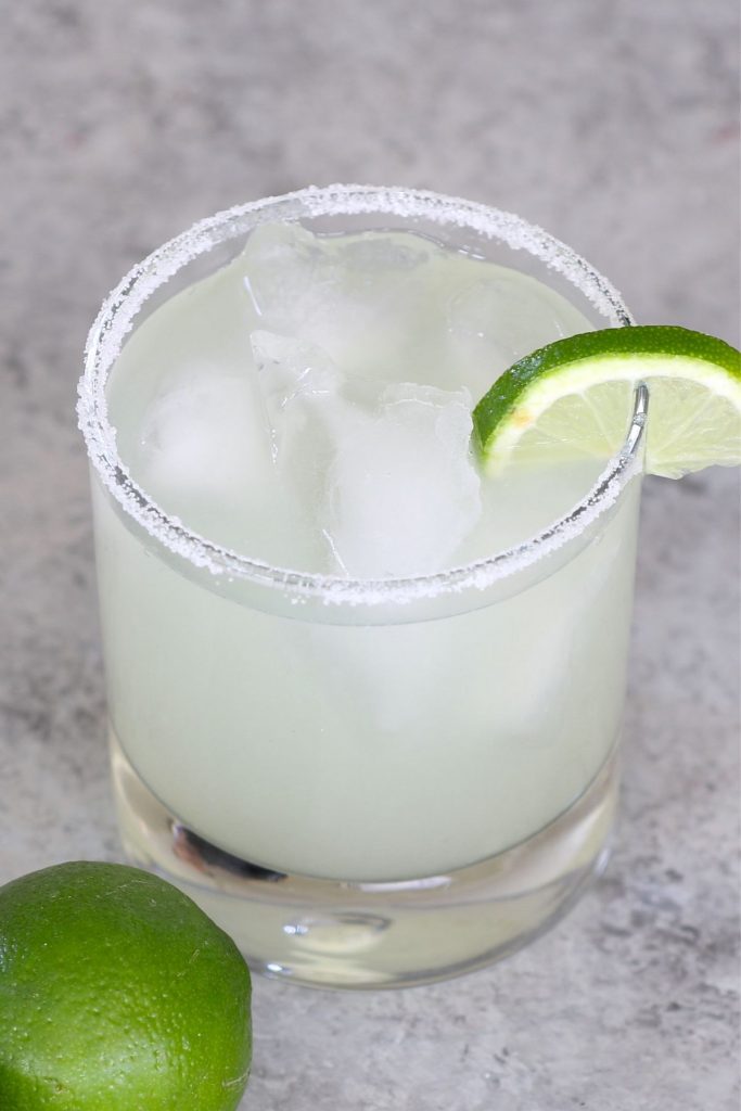 This tequila margarita cocktail combines sweet, sour and salty into one delicious cocktail you’ll want to enjoy again and again! They’re undeniably refreshing and set the mood for summertime parties, Cinco de Mayo and backyard cookouts. Best of all, there’s no need to head to a bar or a Mexican restaurant to get a taste!