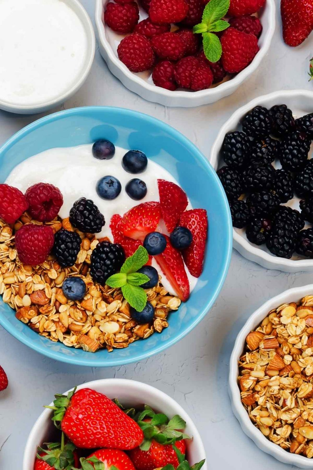 Getting your day off to a healthy start isn’t always easy but this yogurt and granola bowl is about to change that. Start your day with plenty of nutrients and great flavor with this recipe. Adding granola to your usual yogurt and fruit can make your breakfast heartier and tastier.