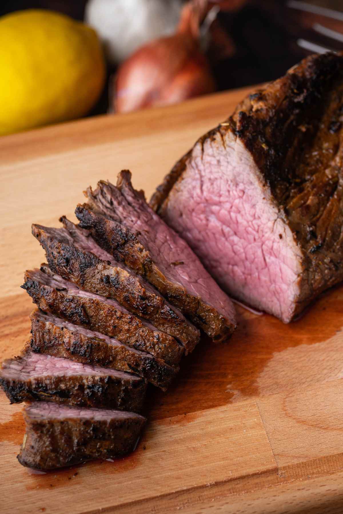 The right Tri Tip Smoking Temperature is key to unlocking the full potential of this cut. In this post, you’ll learn the ideal smoking temp for tri tip, along with tips and techniques to ensure a mouthwatering smoked delicacy.