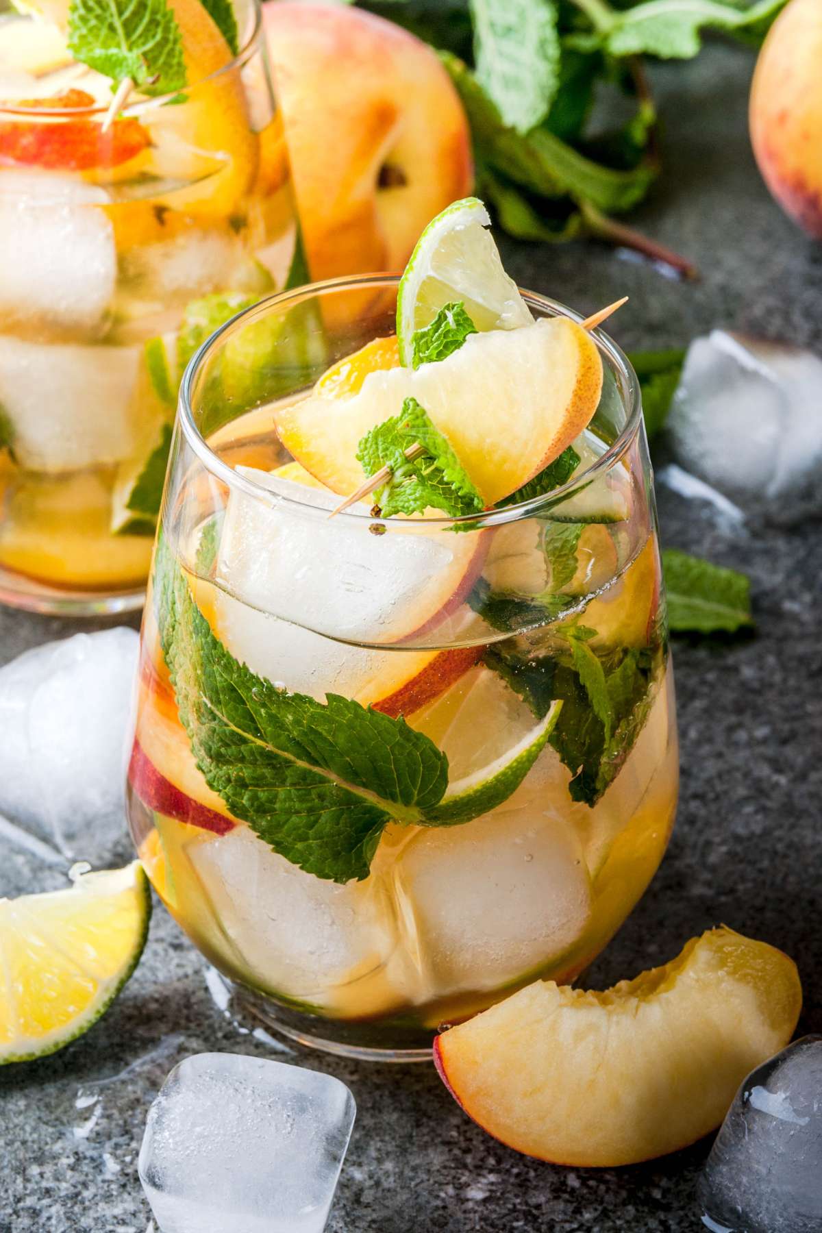 What To Mix With Crown Peach (18 Best Crown Royal Peach Drinks) A