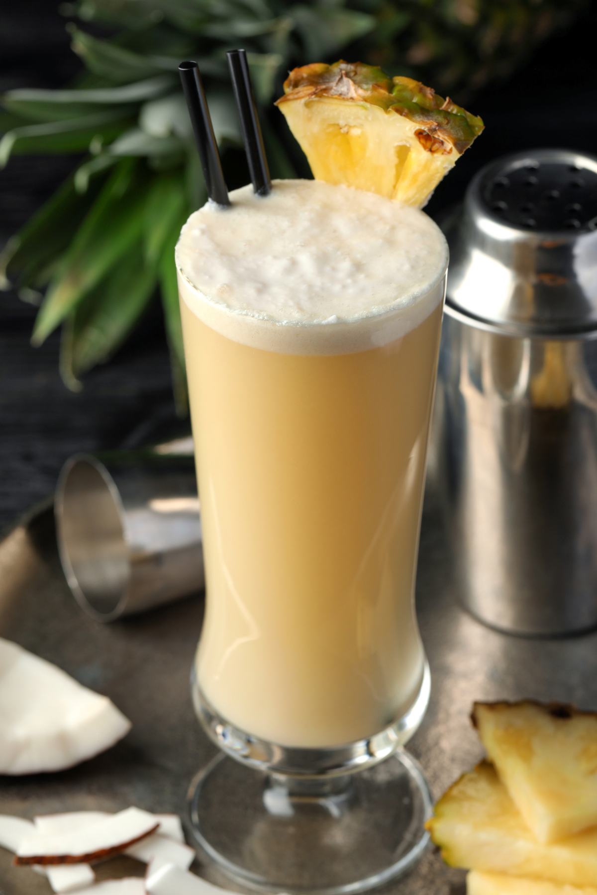 What To Mix With Crown Peach (18 Best Crown Royal Peach Drinks) A